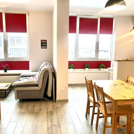 Osapart Cozy Apartment In A Complex Semycvit リヴィウ エクステリア 写真