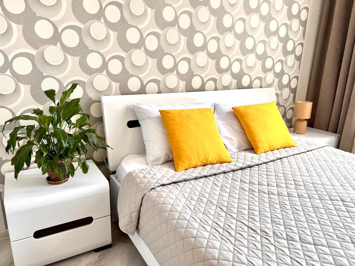 Osapart Cozy Apartment In A Complex Semycvit リヴィウ エクステリア 写真