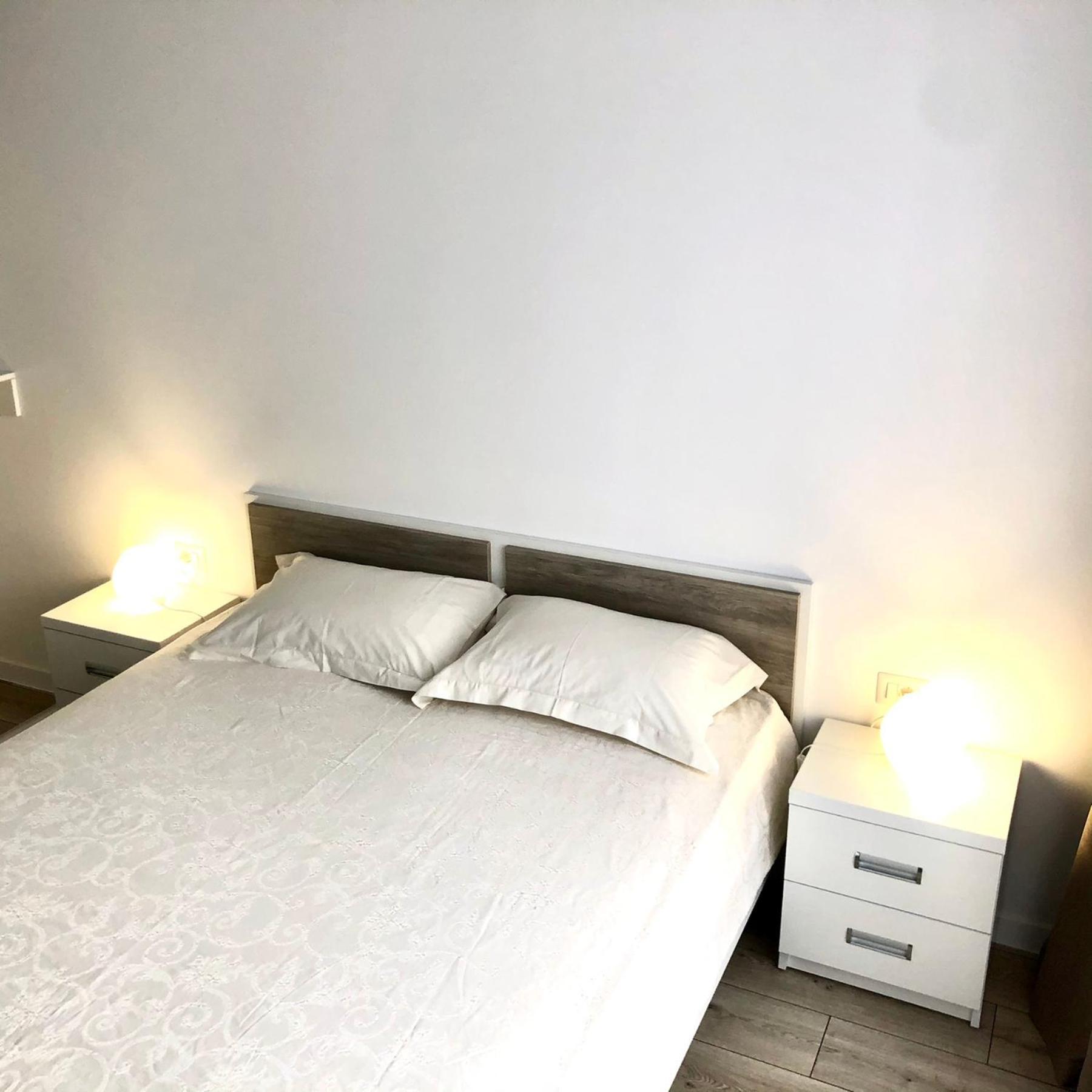 Osapart Cozy Apartment In A Complex Semycvit リヴィウ エクステリア 写真